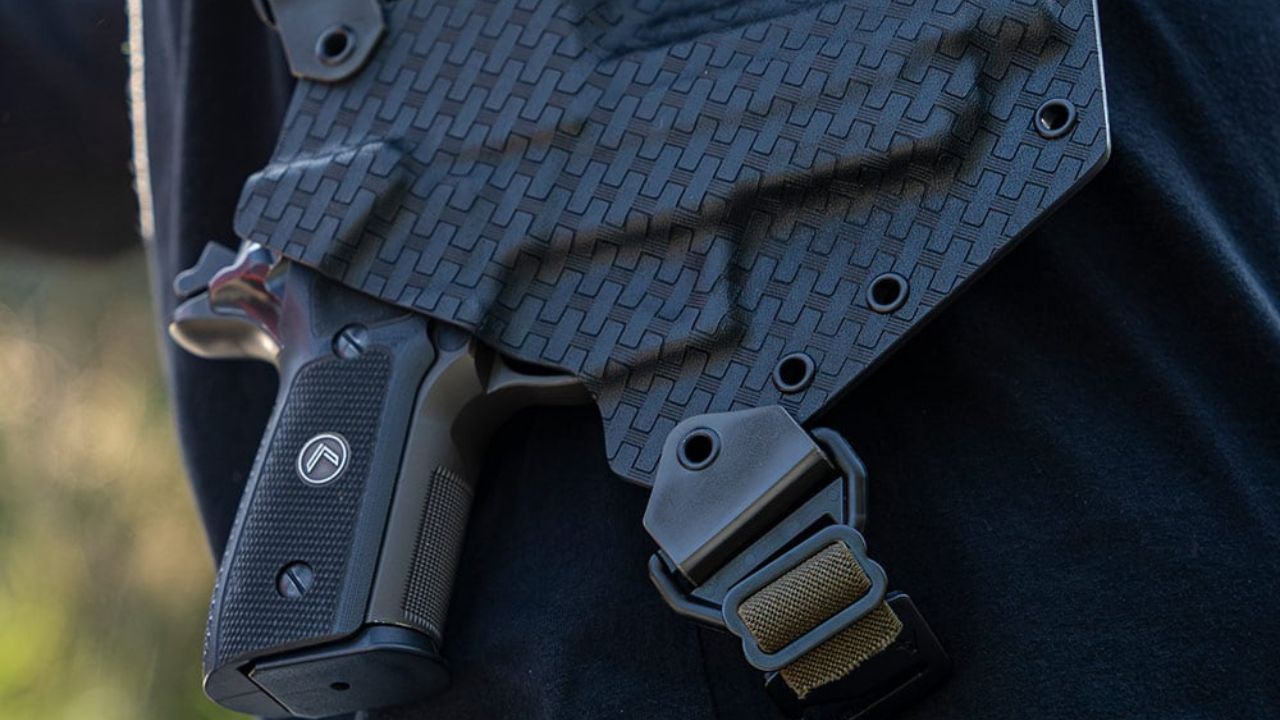 Best Holster Options for PSA Dagger